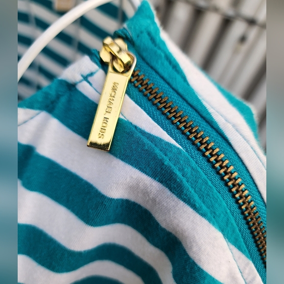 Michael Kors stripped stretch shirt, aqua & white, Sz Medium, EUC - Picture 4 of 8